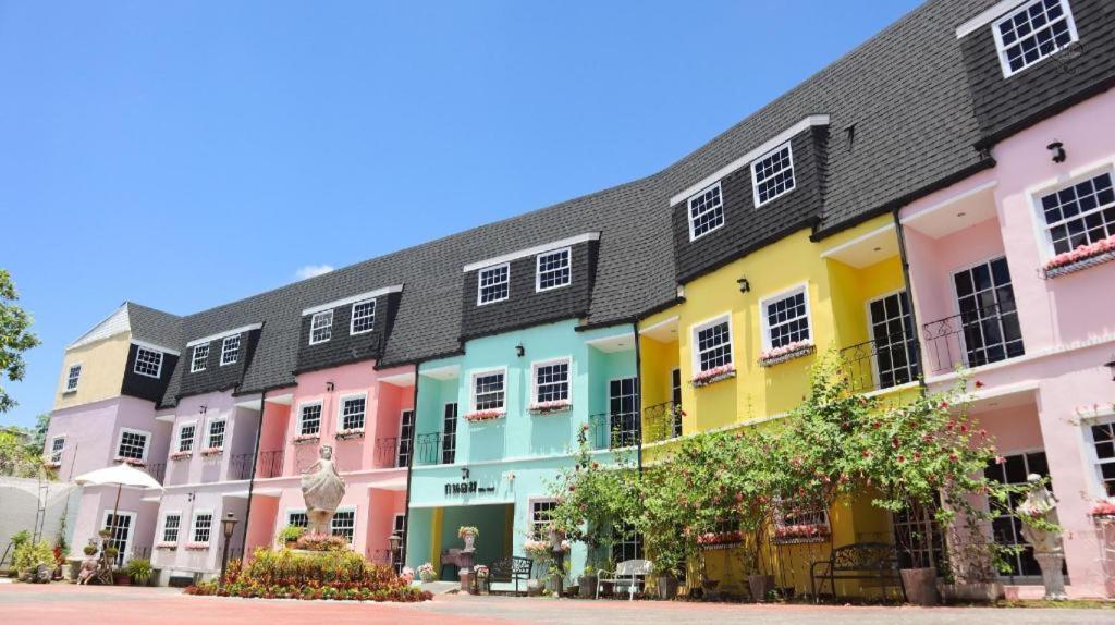 Nabanmae Resort Lampang Exterior photo