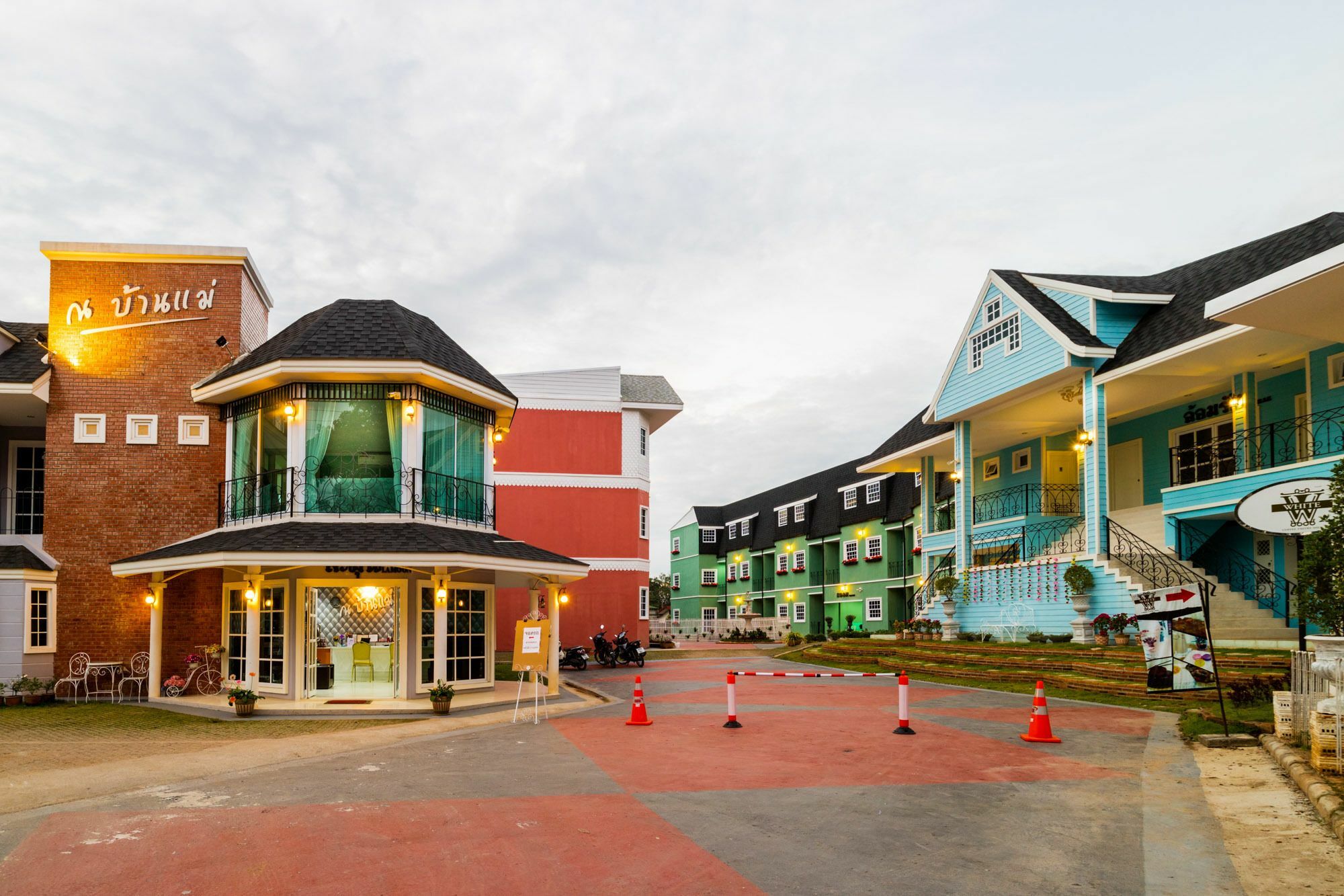 Nabanmae Resort Lampang Exterior photo